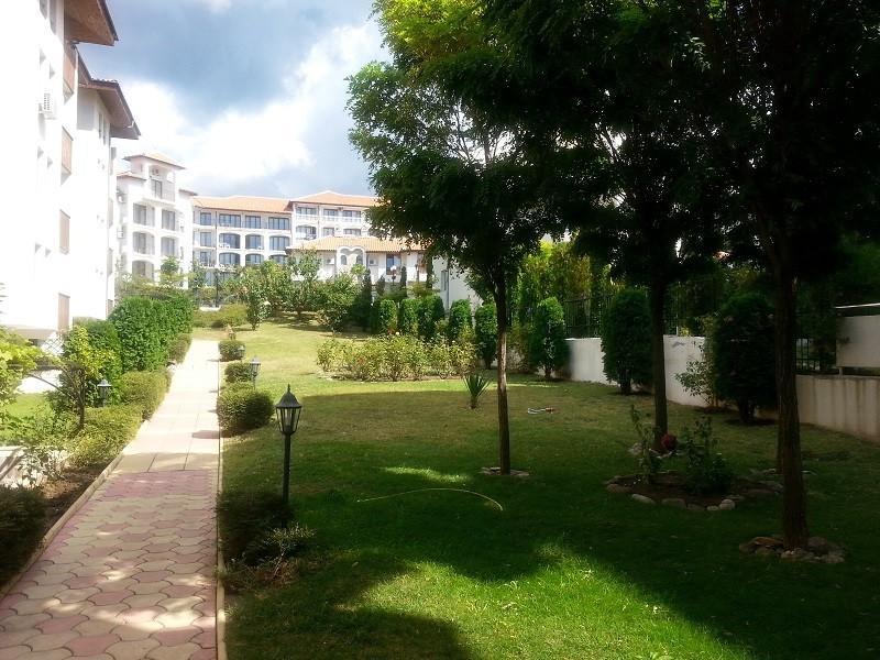 Apartments In Complex Chateau Nessebar Sveti Vlas Bagian luar foto