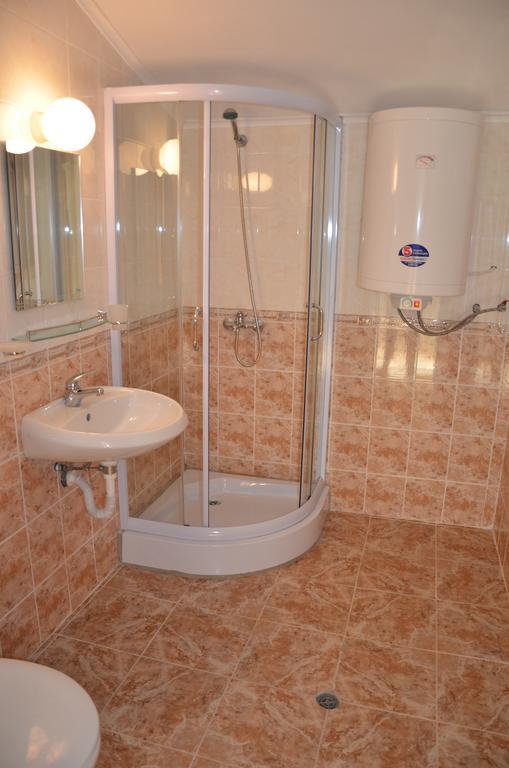Apartments In Complex Chateau Nessebar Sveti Vlas Bagian luar foto